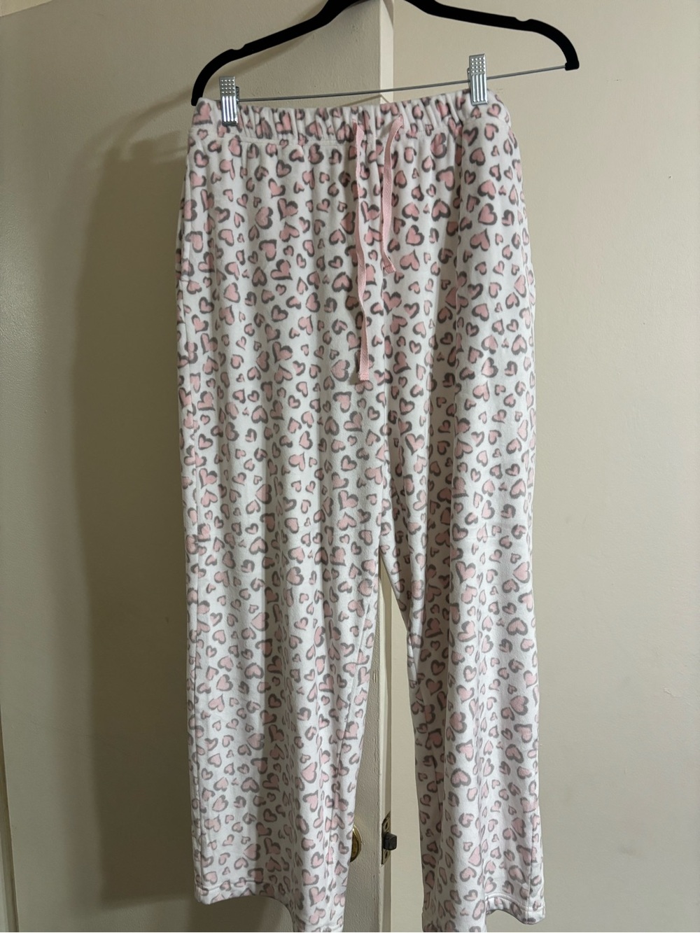 Women's Pink Heart Print Lounge Pants - Soft Sleepwear